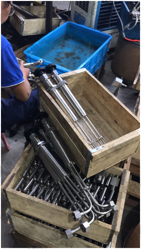 双针式长筒减压阀（电厂取样设备用）