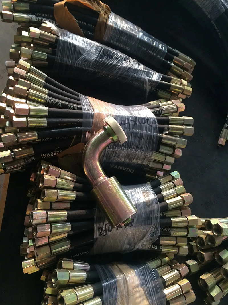 NGD隔爆挠性连接管（胶管衬钢丝）